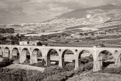 Old,Historic,Aqueduct,Like,Rail,Road,In,Sicily,Near,Palermo