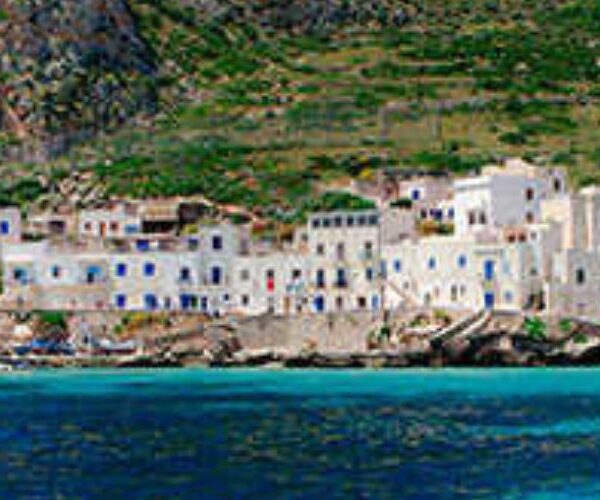 Islands in Sicily Islands in Sicily